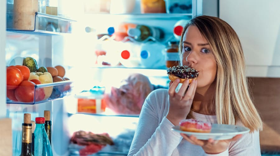 Вредные ежедневные привычки-питание вредными продуктами